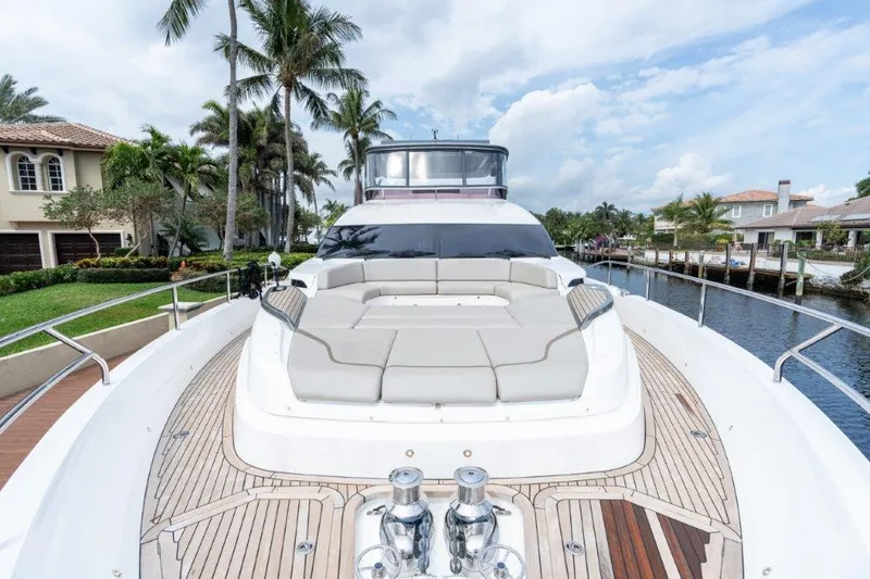 Slide: The Image of Princess 85 Kaos - Bow - 35