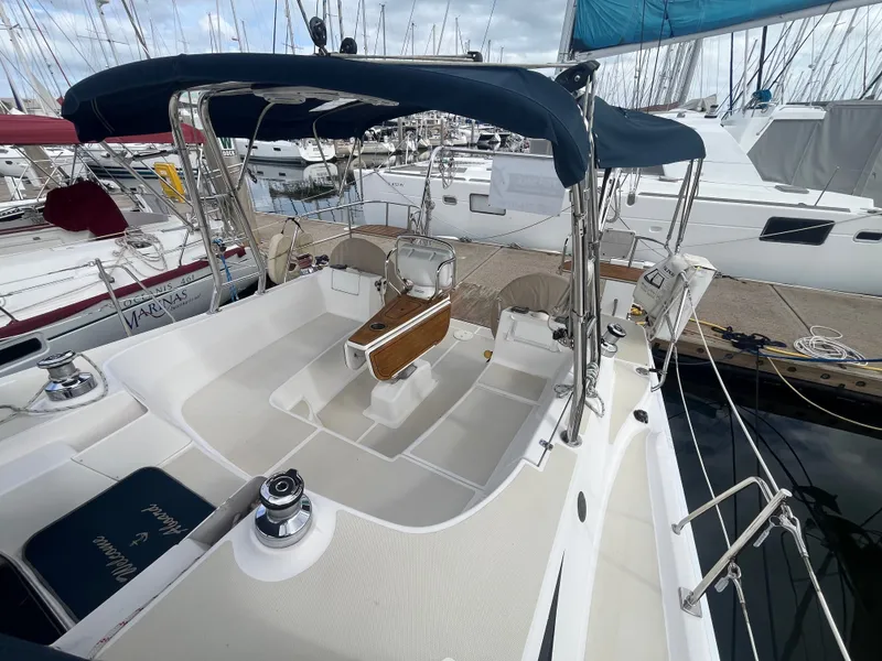 Slide: The Image of Marlow-Hunter 40 2015 - 12