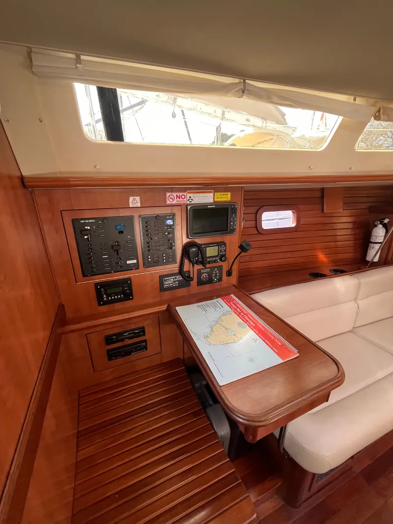 Slide: The Image of Marlow-Hunter 40 2015 - 26