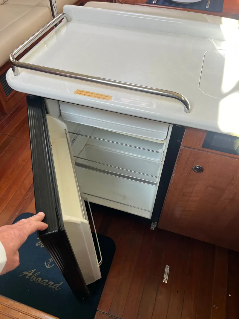 Slide: The Image of Marlow-Hunter 40 2015 - 34