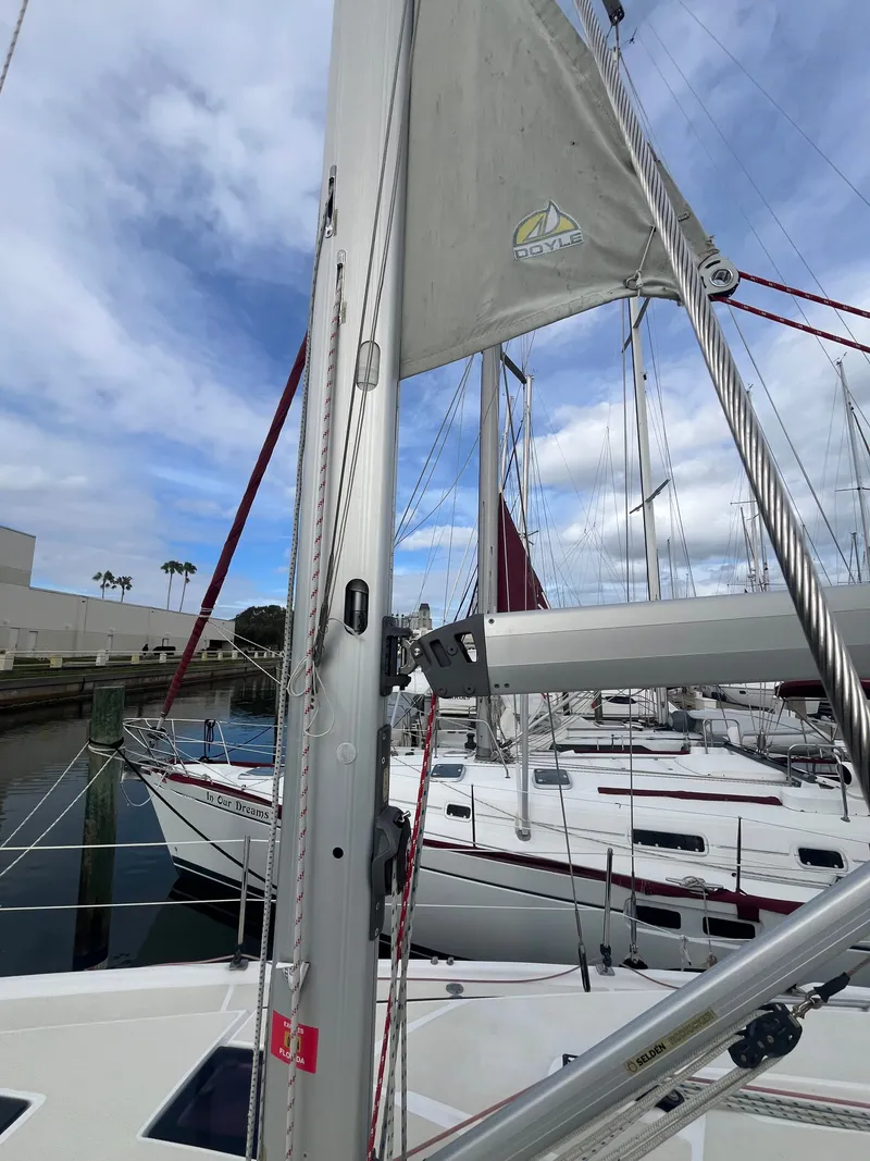 Slide: The Image of Marlow-Hunter 40 2015 - 8