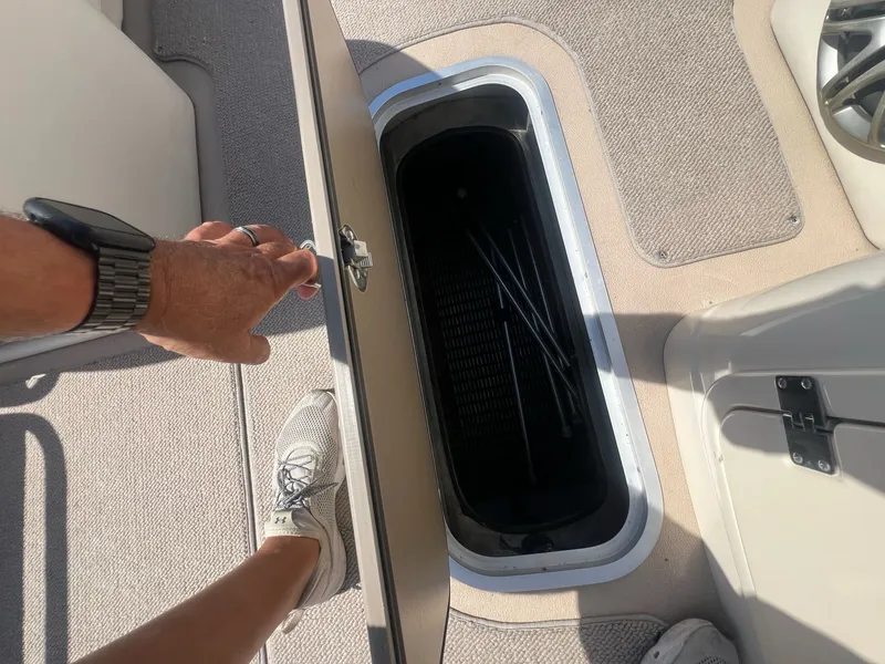 Slide: The Image of Aqua 240 SLR 2015 - 22