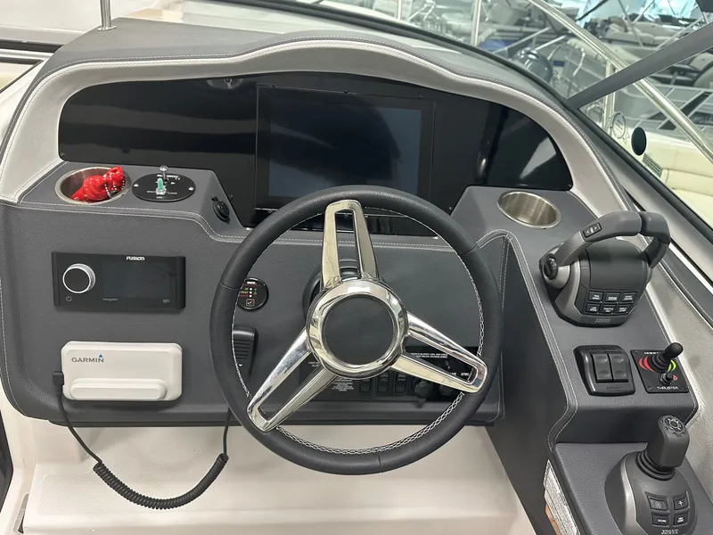 Slide: The Image of Regal 33 Express 2023 - 15