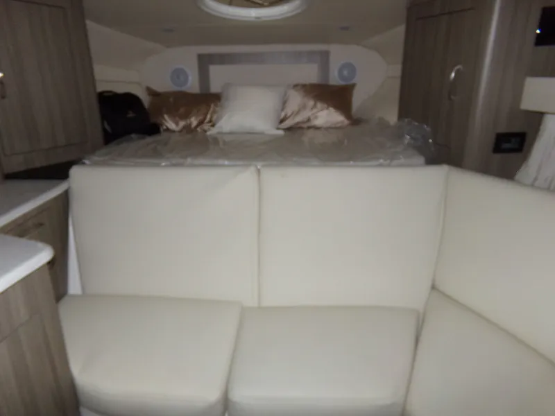 Slide: The Image of Regal 33 Express 2023 - 27