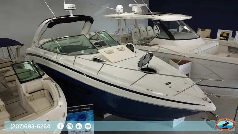 Slide: The Image of Regal 33 Express 2023 - 3