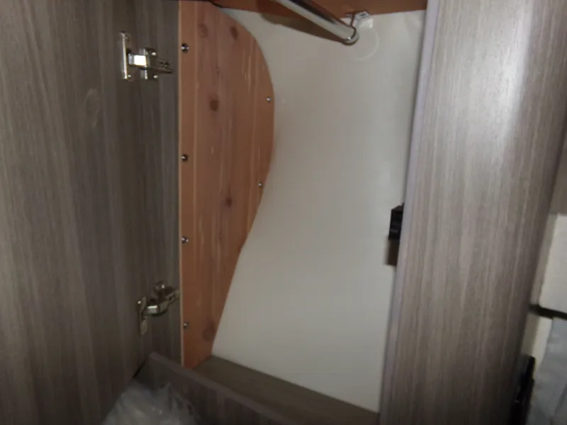 Slide: The Image of Regal 33 Express 2023 - 30