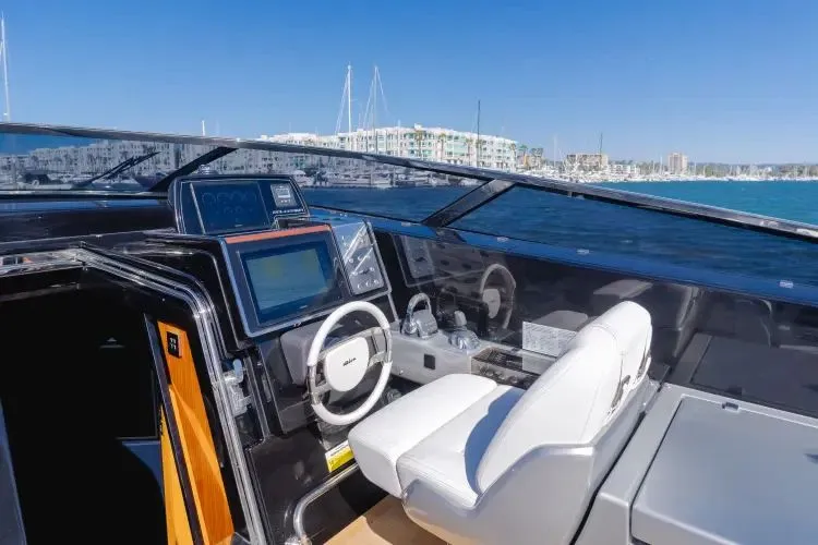 Slide: The Image of 2020 Riva Dolceriva - Image 14 - 14