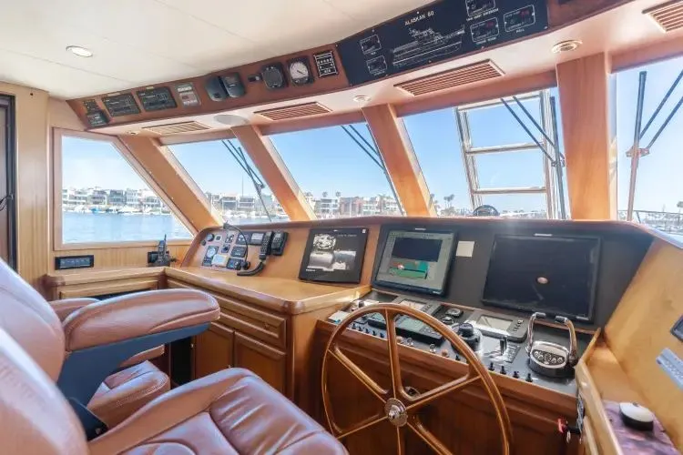 Slide: The Image of 2007 Grand Alaskan Enclosed Bridge Cpmy - Image 20 - 20