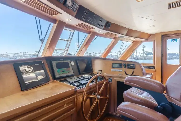 Slide: The Image of 2007 Grand Alaskan Enclosed Bridge Cpmy - Image 21 - 21