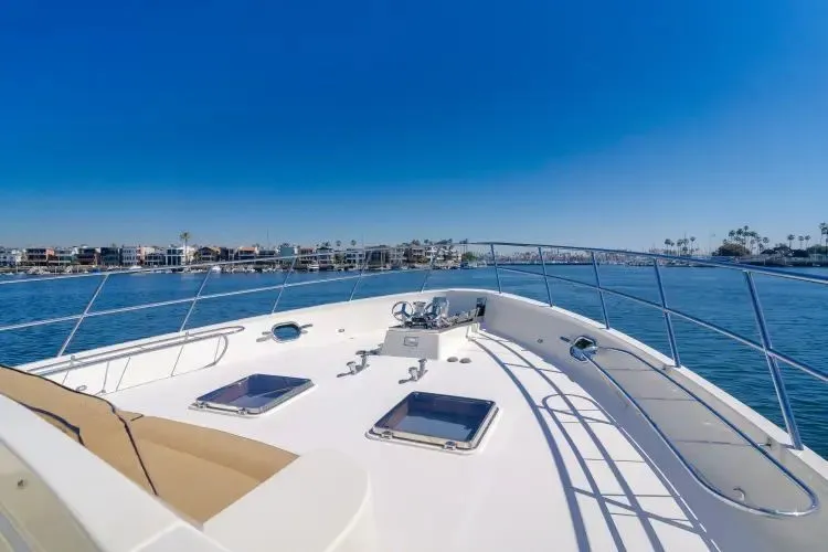 Slide: The Image of 2007 Grand Alaskan Enclosed Bridge Cpmy - Image 26 - 26