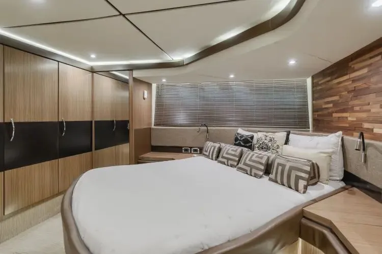 Slide: The Image of 2016 Sea Ray L590 - Image 17 - 17