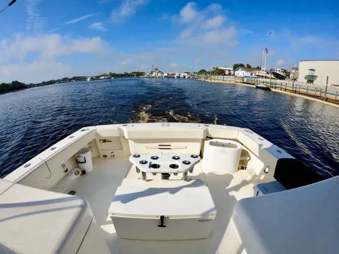 Slide: The Image of 2008 Albemarle 410 Express Fisherman - Image 9 - 9