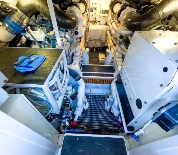 Slide: The Image of 2004 Viking 45 Convertible - Image 34 - 34