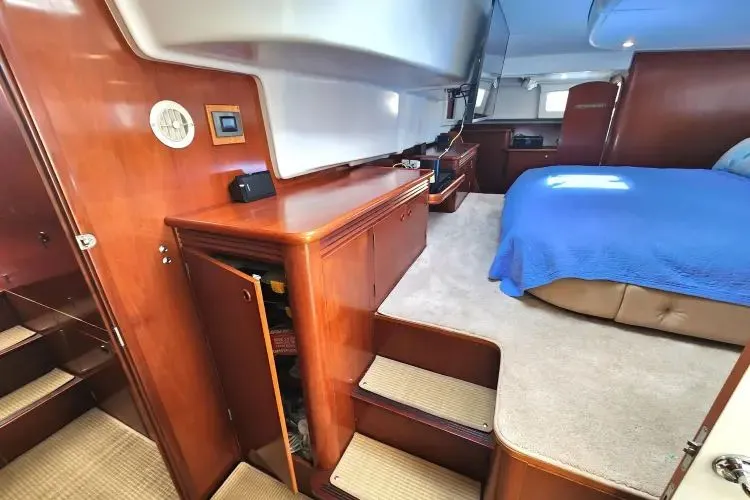 Slide: The Image of 2002 Lagoon 43 Pc - Image 83 - 83