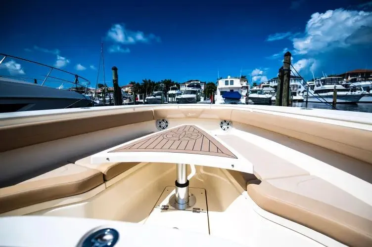 Slide: The Image of 2019 Scout 355 Lxf - Image 21 - 21