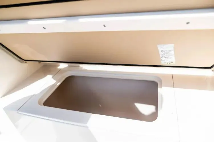 Slide: The Image of 2019 Scout 355 Lxf - Image 9 - 9