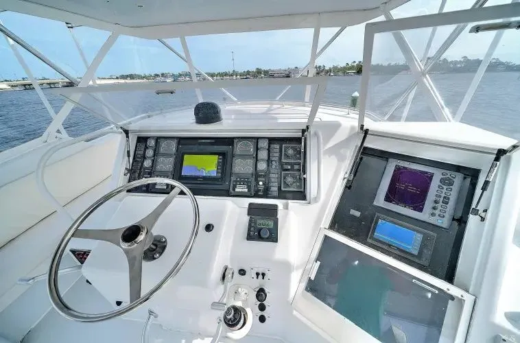 Slide: The Image of 1998 Hatteras 60 Convertible - Image 12 - 12