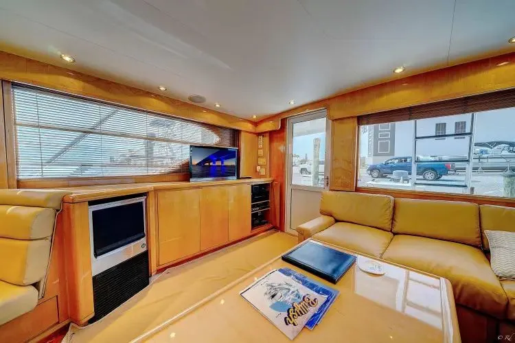 Slide: The Image of 1998 Hatteras 60 Convertible - Image 27 - 27