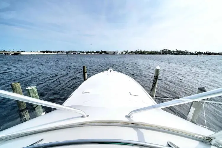 Slide: The Image of 1998 Hatteras 60 Convertible - Image 6 - 6