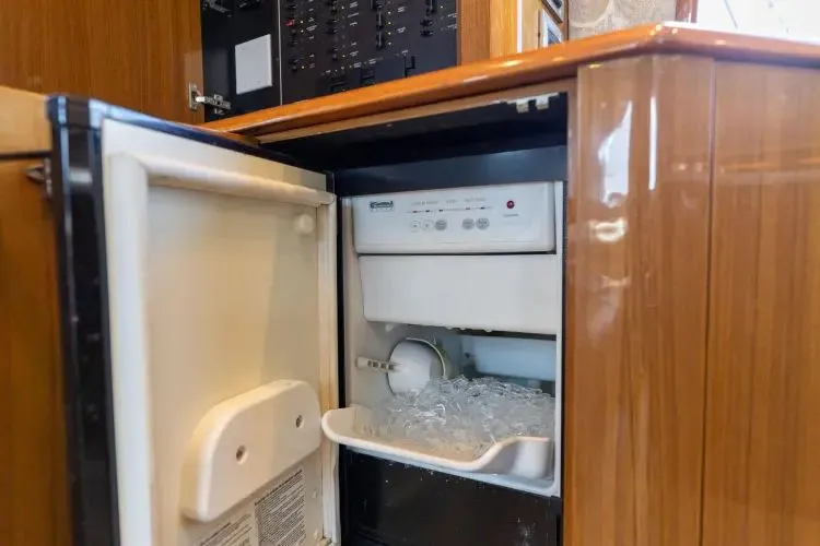 Slide: The Image of 2008 Viking 54 Sport Fisher - Image 43 - 43