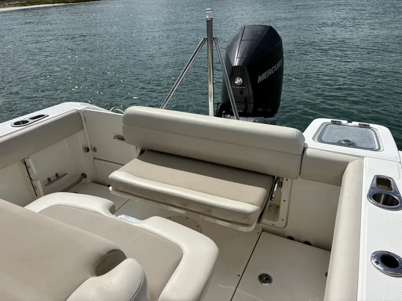 Slide: The Image of Boston Whaler 230 Outrage 2019 - 12