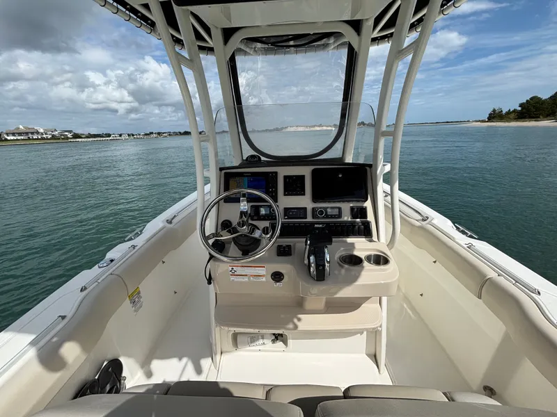 Slide: The Image of Boston Whaler 230 Outrage 2019 - 25
