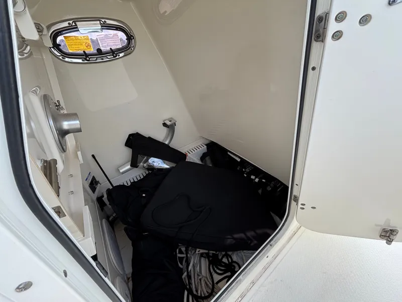 Slide: The Image of Boston Whaler 230 Outrage 2019 - 42