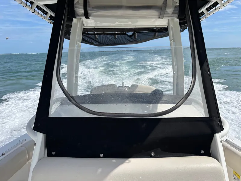 Slide: The Image of Boston Whaler 230 Outrage 2019 - 47