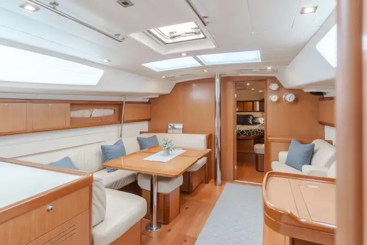 Slide: The Image of 2009 Beneteau Oceanis 49 - Image 17 - 17