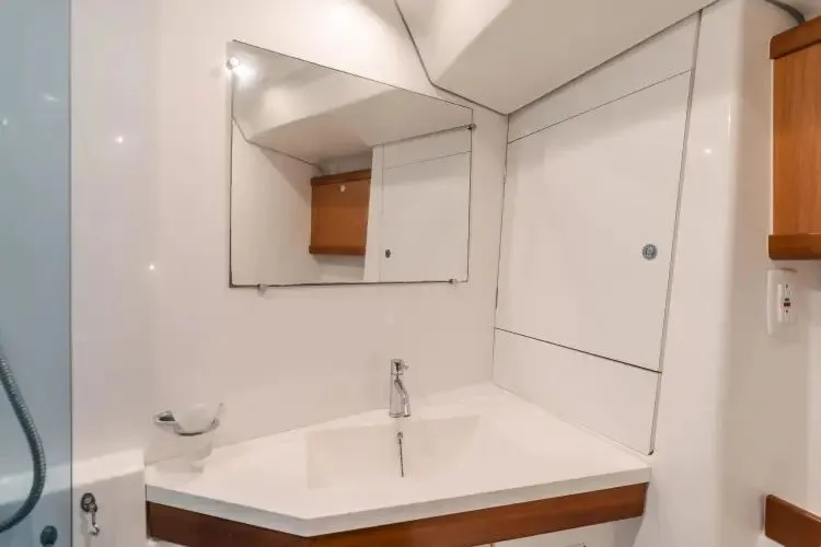 Slide: The Image of 2009 Beneteau Oceanis 49 - Image 30 - 30