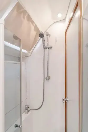 Slide: The Image of 2009 Beneteau Oceanis 49 - Image 33 - 33