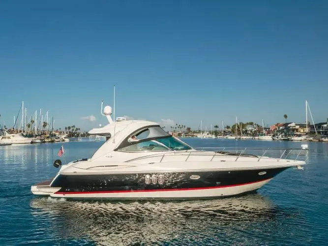 The Image of 2006 Cruisers Yachts 420 Express - Image 1 - 1