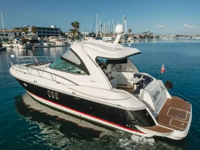 Slide: The Image of 2006 Cruisers Yachts 420 Express - Image 16 - 16