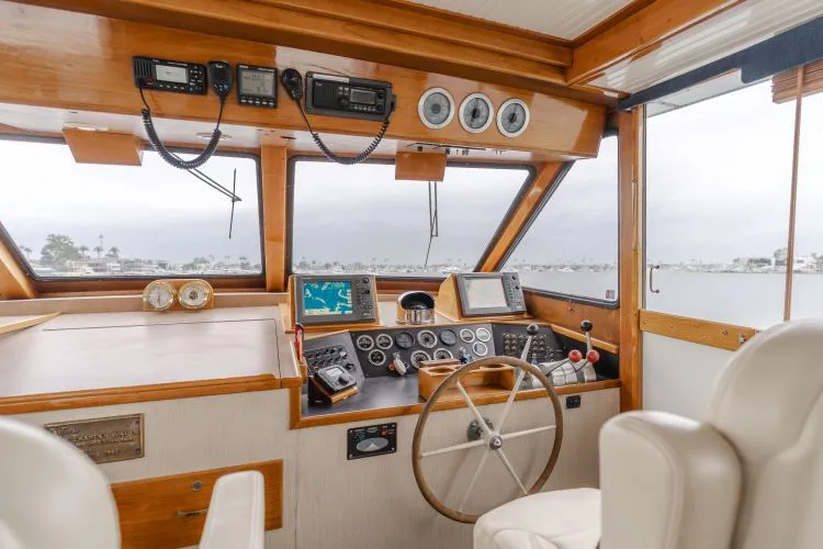 Slide: The Image of 1984 Vic Franck Pilot House - Image 58 - 58