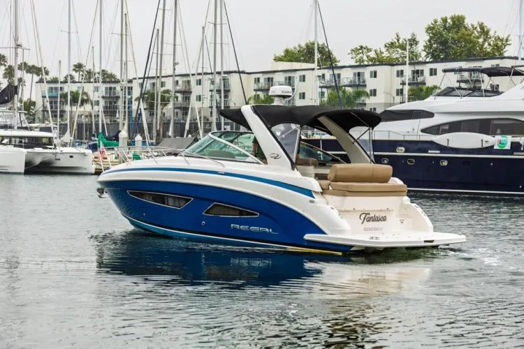 Slide: The Image of 2014 Regal 32 Express - Image 3 - 3