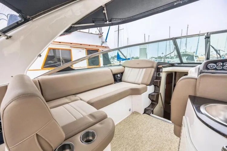 Slide: The Image of 2014 Regal 32 Express - Image 30 - 30