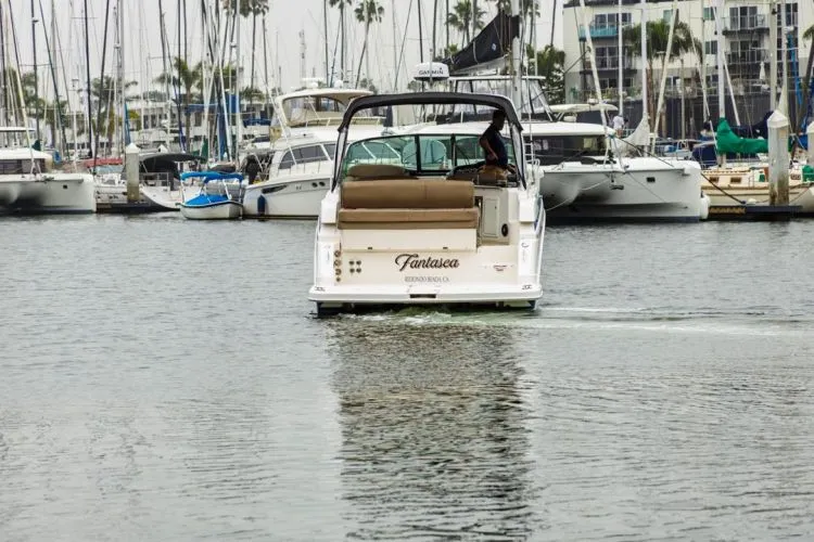 Slide: The Image of 2014 Regal 32 Express - Image 4 - 4