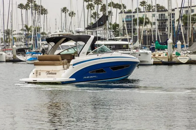 Slide: The Image of 2014 Regal 32 Express - Image 5 - 5