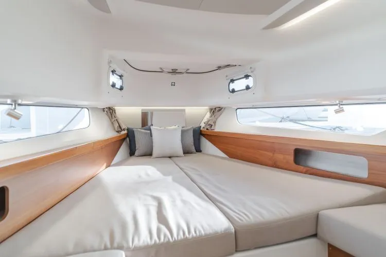 Slide: The Image of 2021 Nimbus T11 - Image 29 - 29