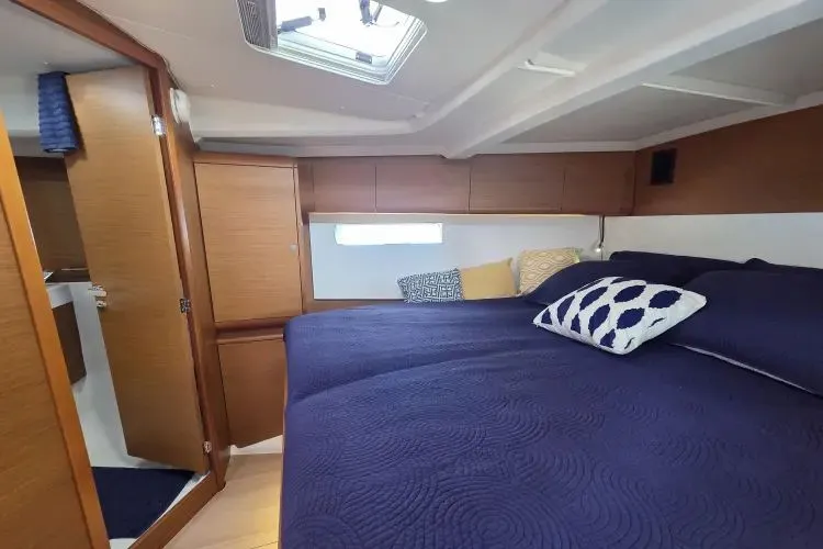 Slide: The Image of 2018 Jeanneau Sun Odyssey 479 - Image 32 - 32