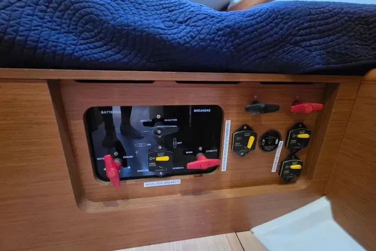 Slide: The Image of 2018 Jeanneau Sun Odyssey 479 - Image 37 - 37