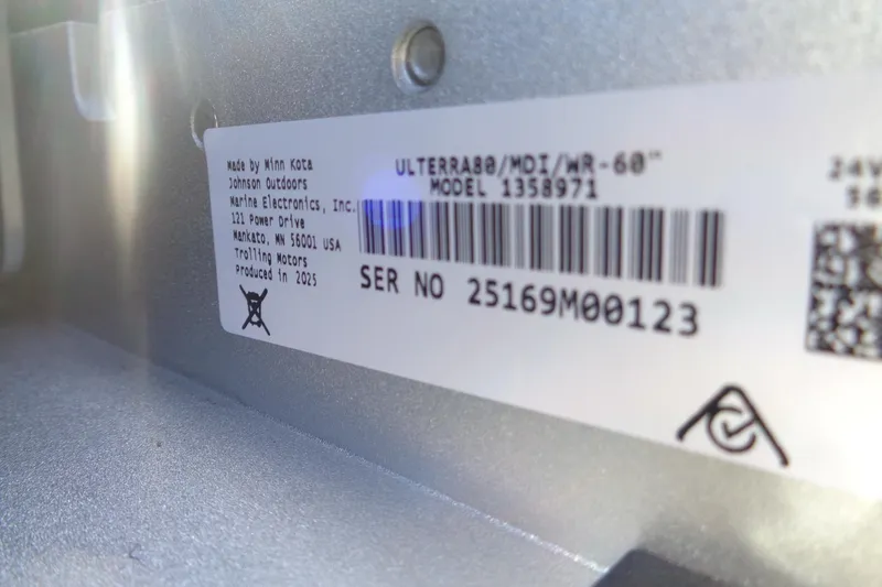 Slide: The Image of Label on Minn Kota trolling motor, model 1358971, produced in 2025, for Lund 1675 Adventure Sport. - 8