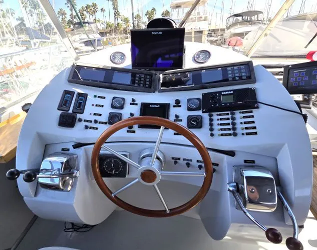 Slide: The Image of 1984 Magnum Marine 53 - Image 24 - 24