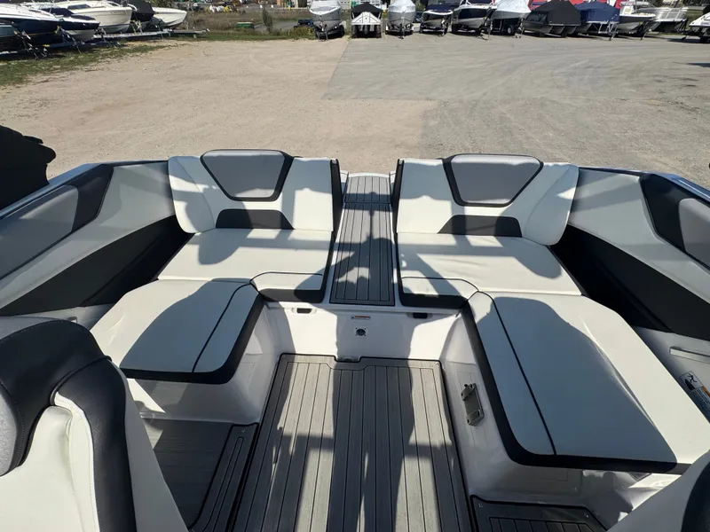 Slide: The Image of Yamaha 222SD 2023 - 10