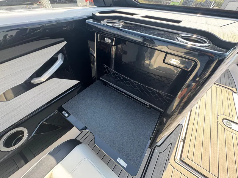 Slide: The Image of Yamaha 222SD 2023 - 17