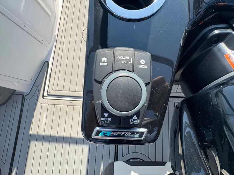 Slide: The Image of Yamaha 222SD 2023 - 23