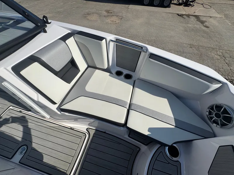 Slide: The Image of Yamaha 222SD 2023 - 30