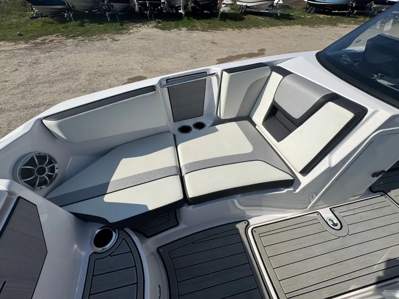 Slide: The Image of Yamaha 222SD 2023 - 31