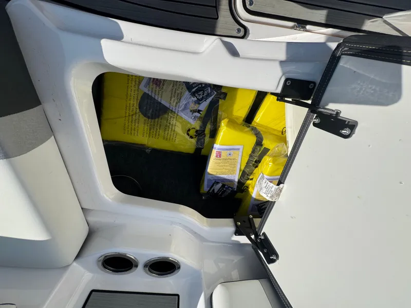 Slide: The Image of Yamaha 222SD 2023 - 35