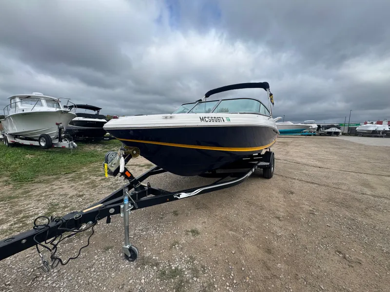 Slide: The Image of Regal 2000 ES 2016 - 5